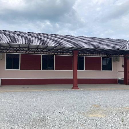 Zana Homestay Pasir Puteh Zewnętrze zdjęcie
