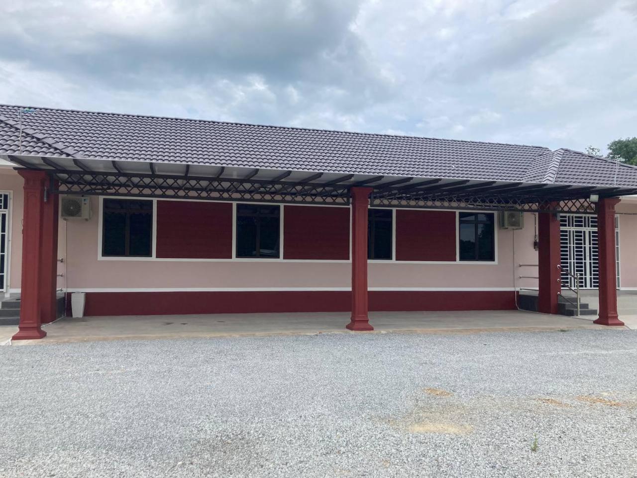 Zana Homestay Pasir Puteh Zewnętrze zdjęcie